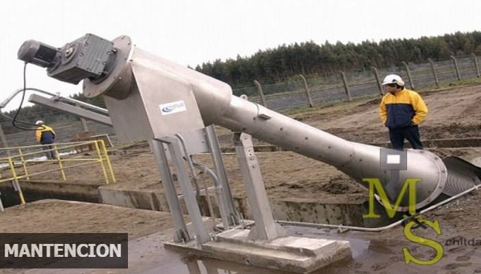 Estructura de acero en faena minera